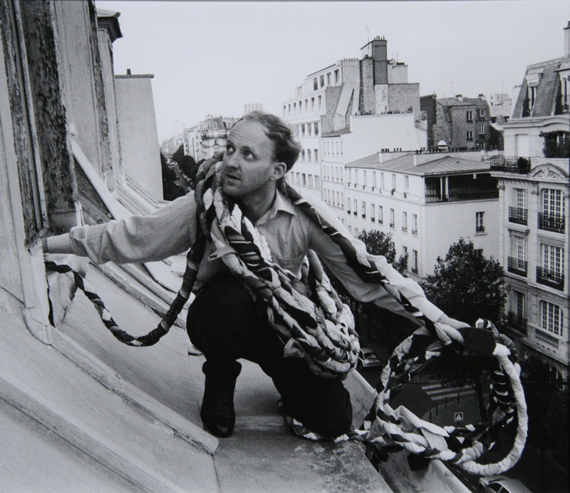 Orsini (Jacques Ertaud) was the first to use the rope trick.