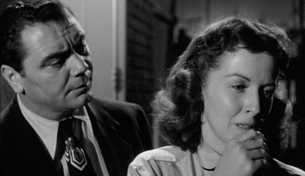 Marty (Ernest Borgnine) regrets his tactless remark to Clara (Betsy Blair).